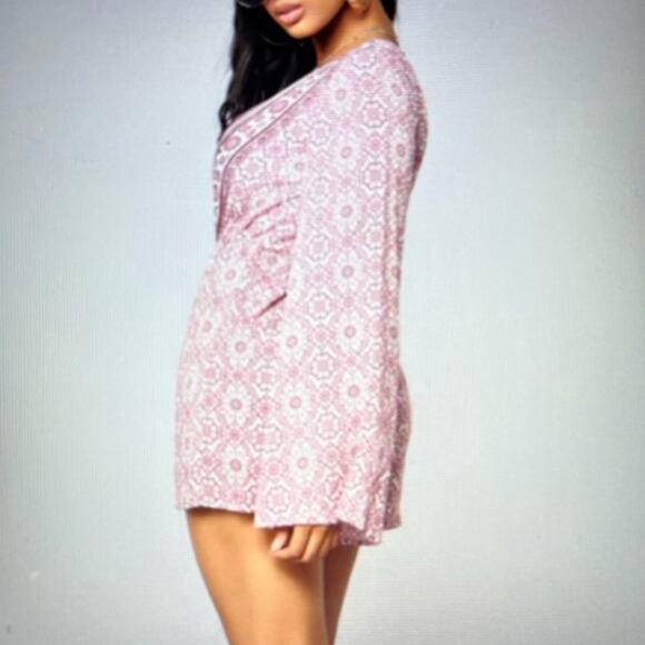 One the Land Stylish Geometric Design Open-Front Romper Long Sleeve Plum Sz Med - Picture 3 of 16